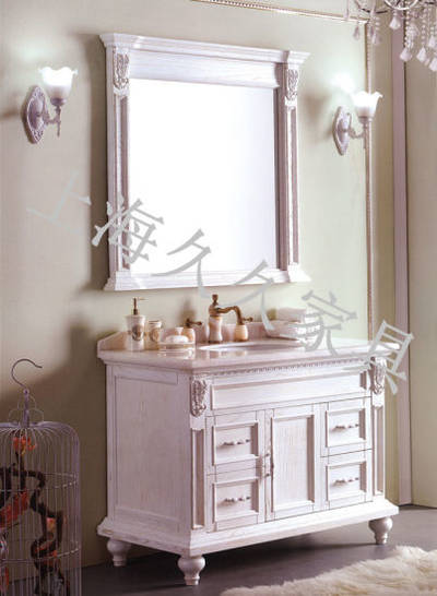 خزائن الحمام الخشبية الصلبة W Mirror In Frames Classic Type Bathroom Furniture خزائن الحمام من الصين على Topchinasupplier Com