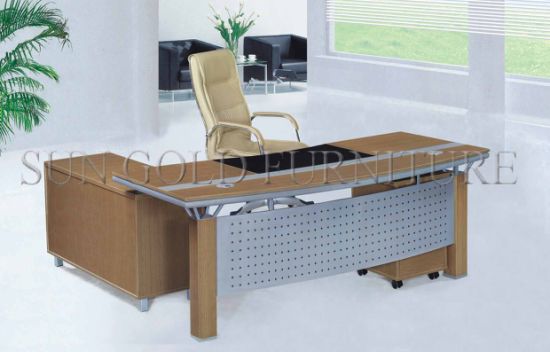 China Good Quality Office Desk Modern Office Desk Executive Office Desk pictures & photos